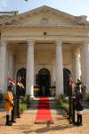 Skinner
			s Horse Guard of honour